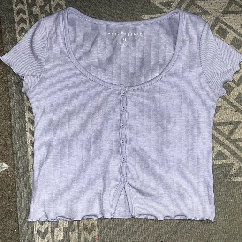 Women's Lilac Button-Up Ribbed Top Lettuce Trim Aeropostale - Picture 3 of 7